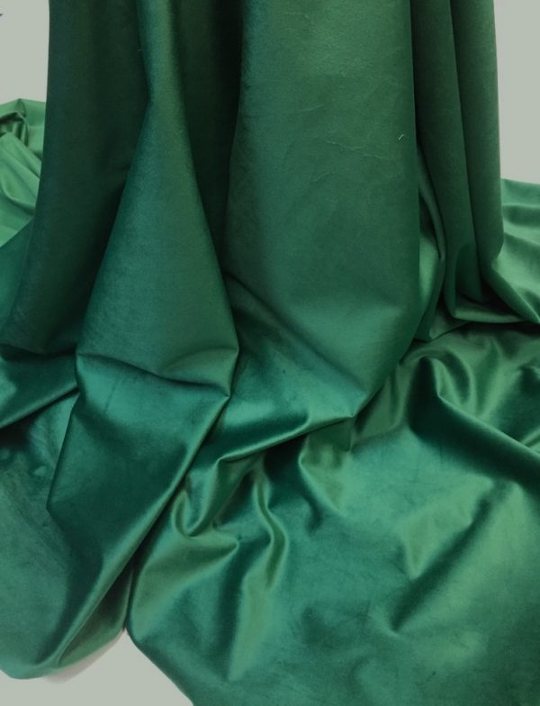 DRAPERIE  DIN CATIFEA - imagine 2