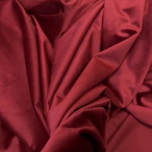 DRAPERIE  DIN CATIFEA