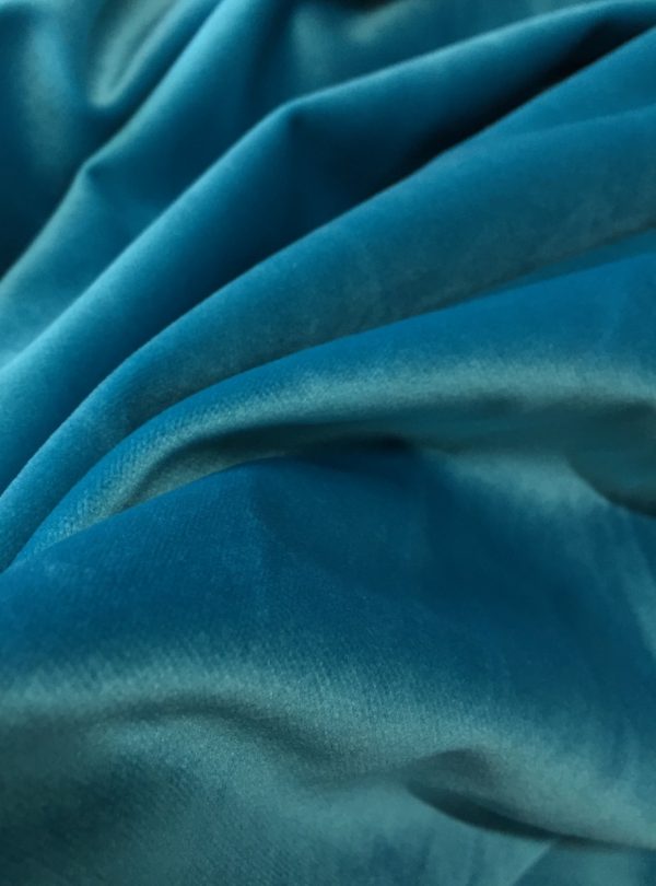 DRAPERIE  DIN CATIFEA - imagine 4