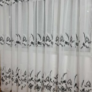 PERDEA DIN INISOR  BRODAT