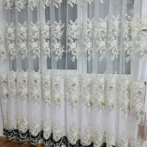 PERDEA DIN TULL BRODAT  SI CATIFEA CU MODEL 3D