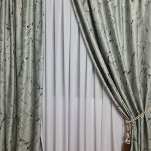 DRAPERIE  DIN CATIFEA CU INSERTII