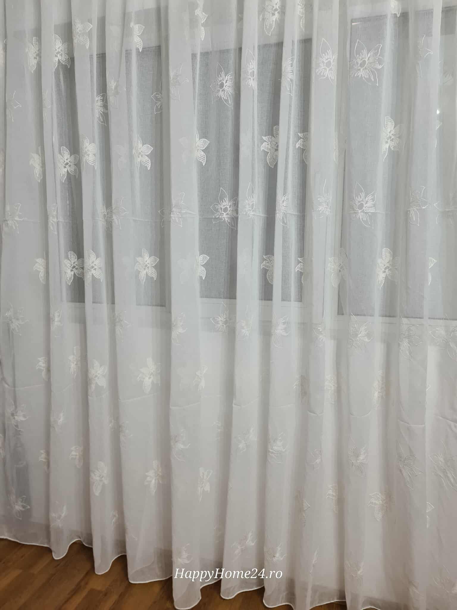 PERDEA DIN INISOR BRODAT - imagine 2