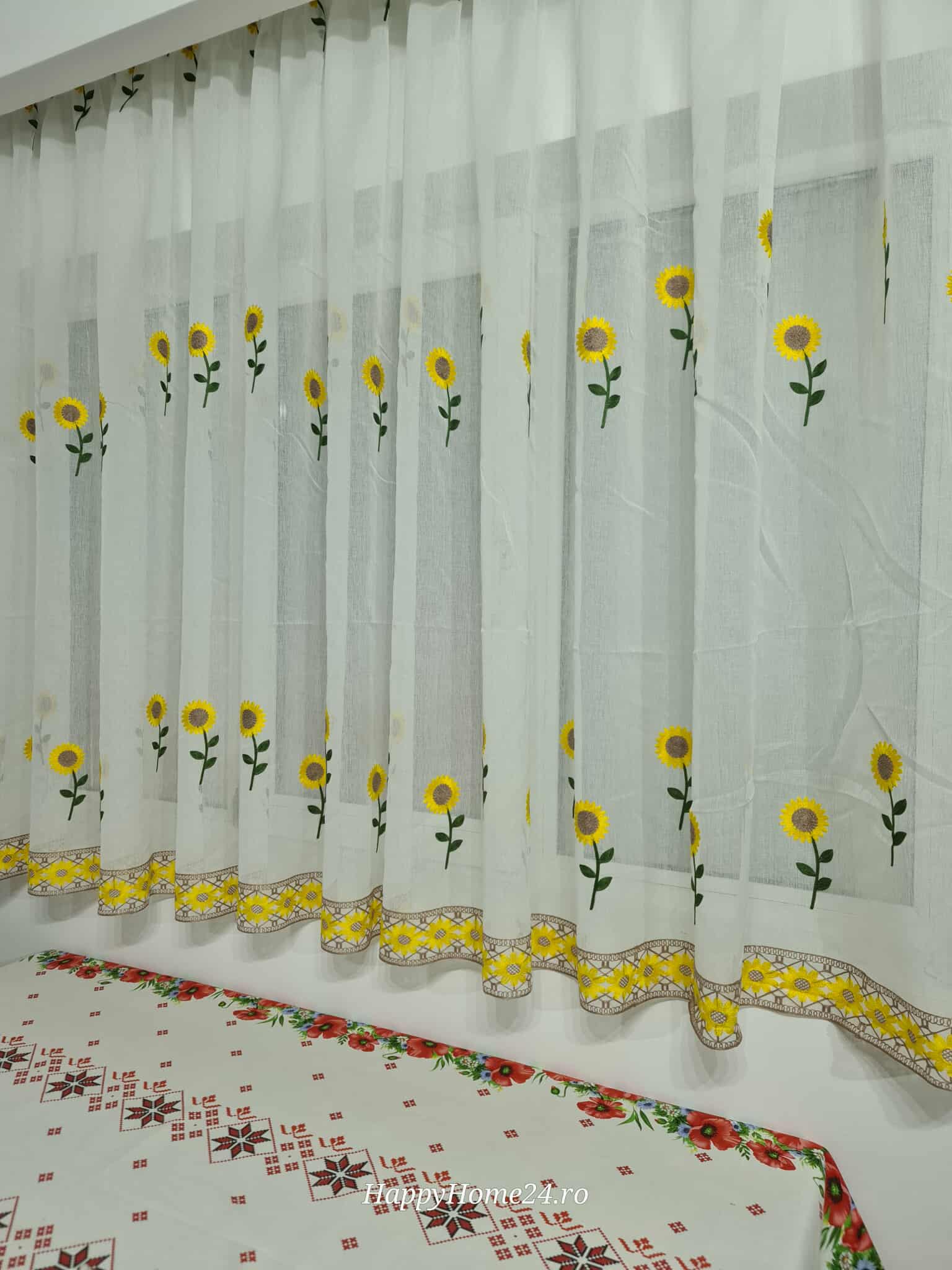 PERDEA BRODATA DE BUCATARIE