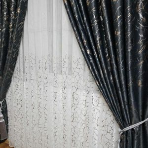 Draperie blackout cu insertii