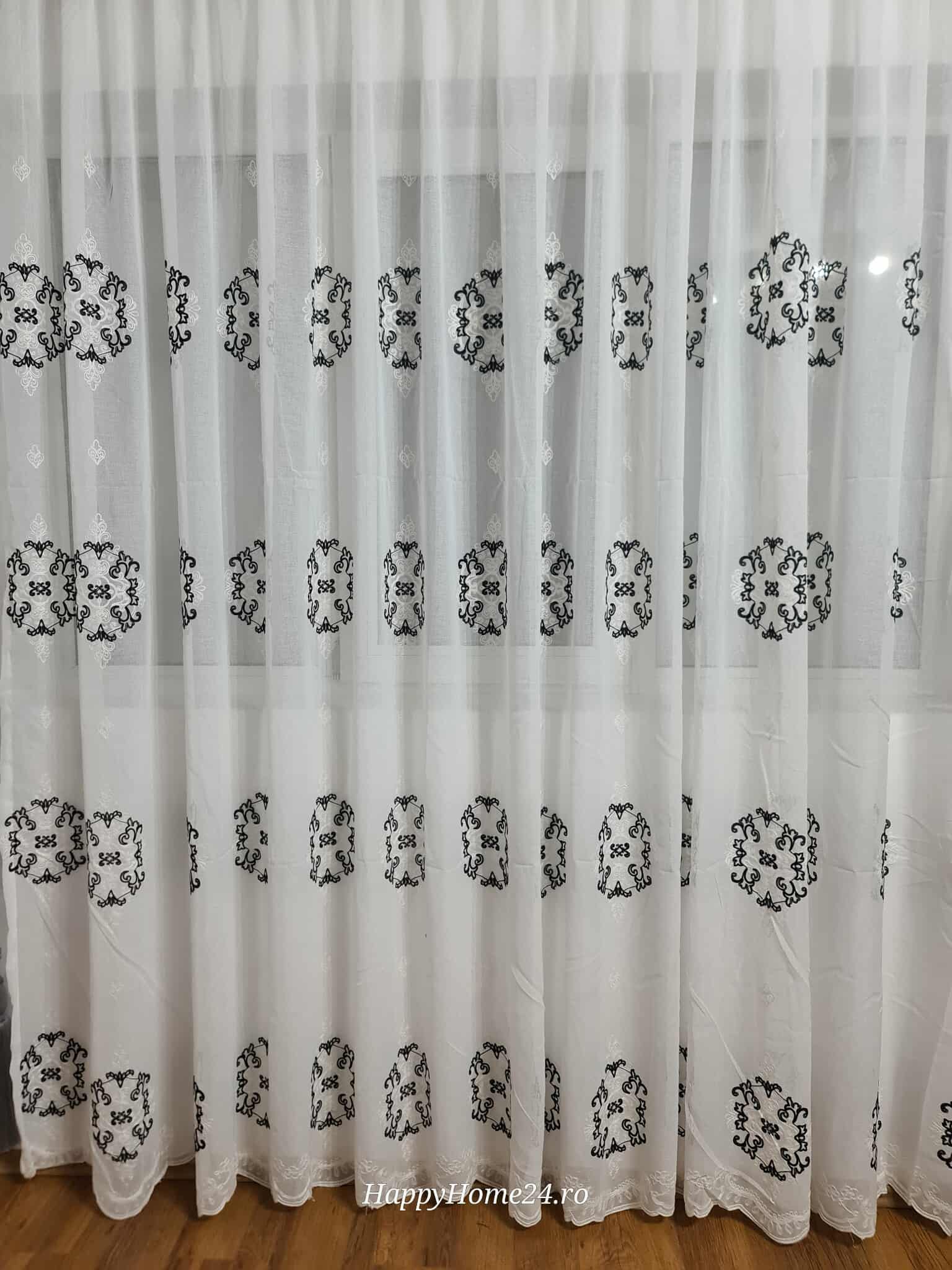 PERDEA DIN INISOR BRODAT - imagine 2