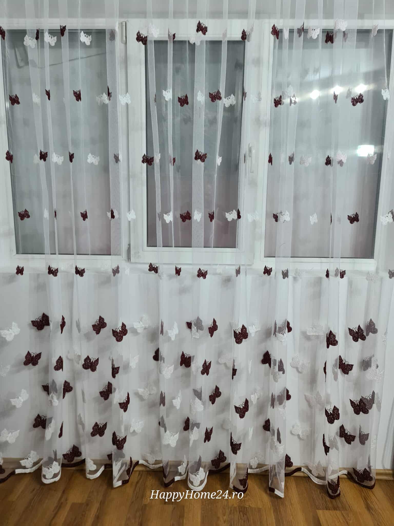 PERDEA DIN TULLE BRODAT