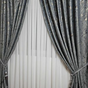 Draperie blackout cu insertii