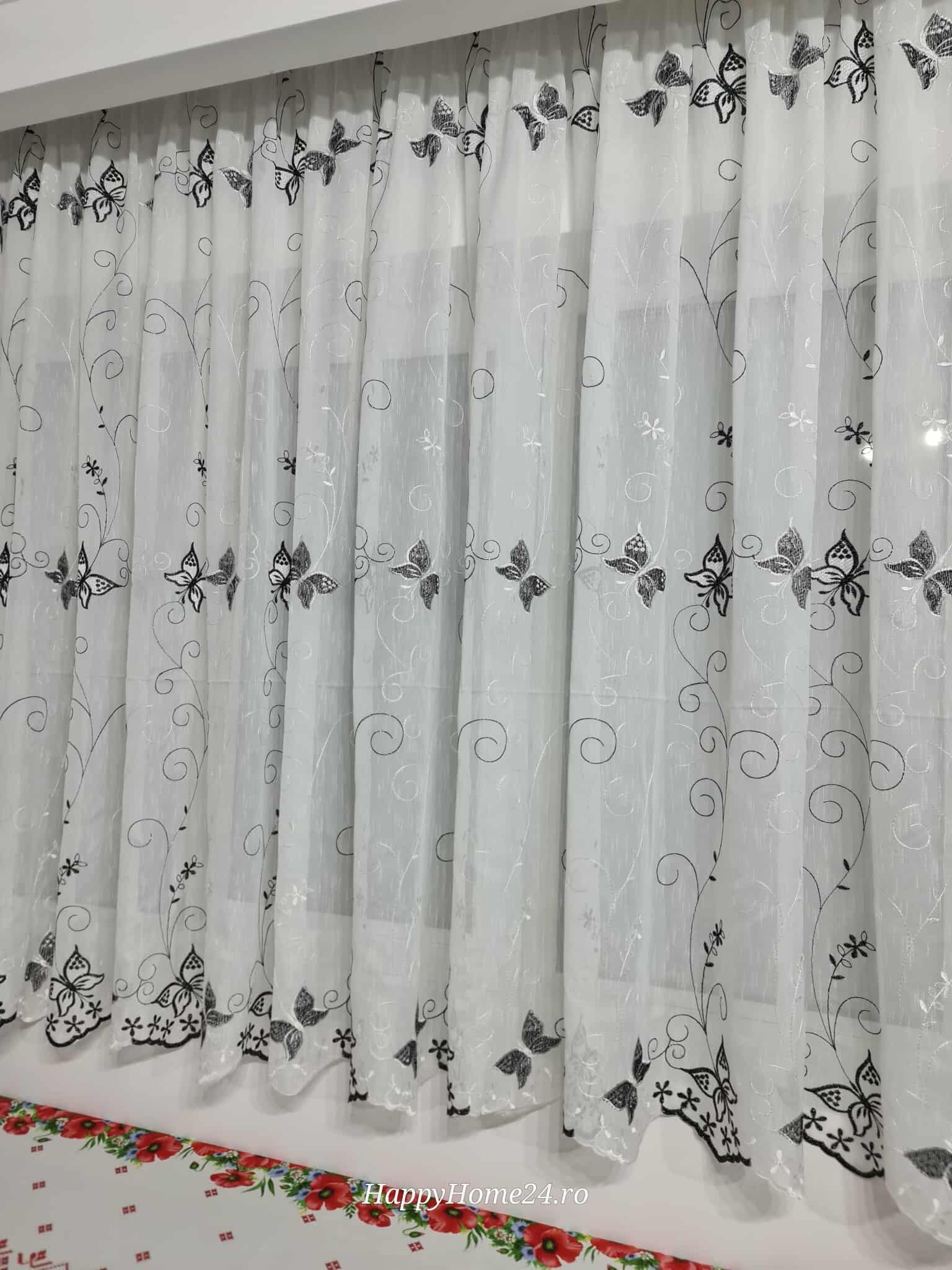 PERDEA BRODATA DE BUCATARIE