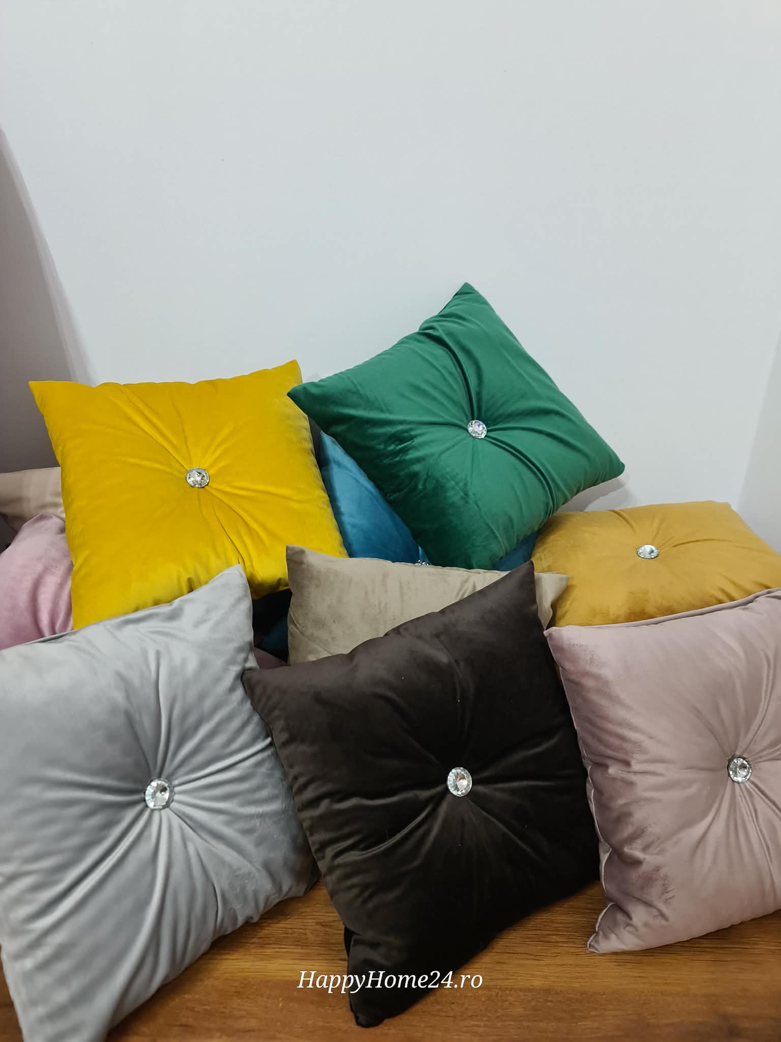 PERENE DECORATIVE CU PIATRA 40X40