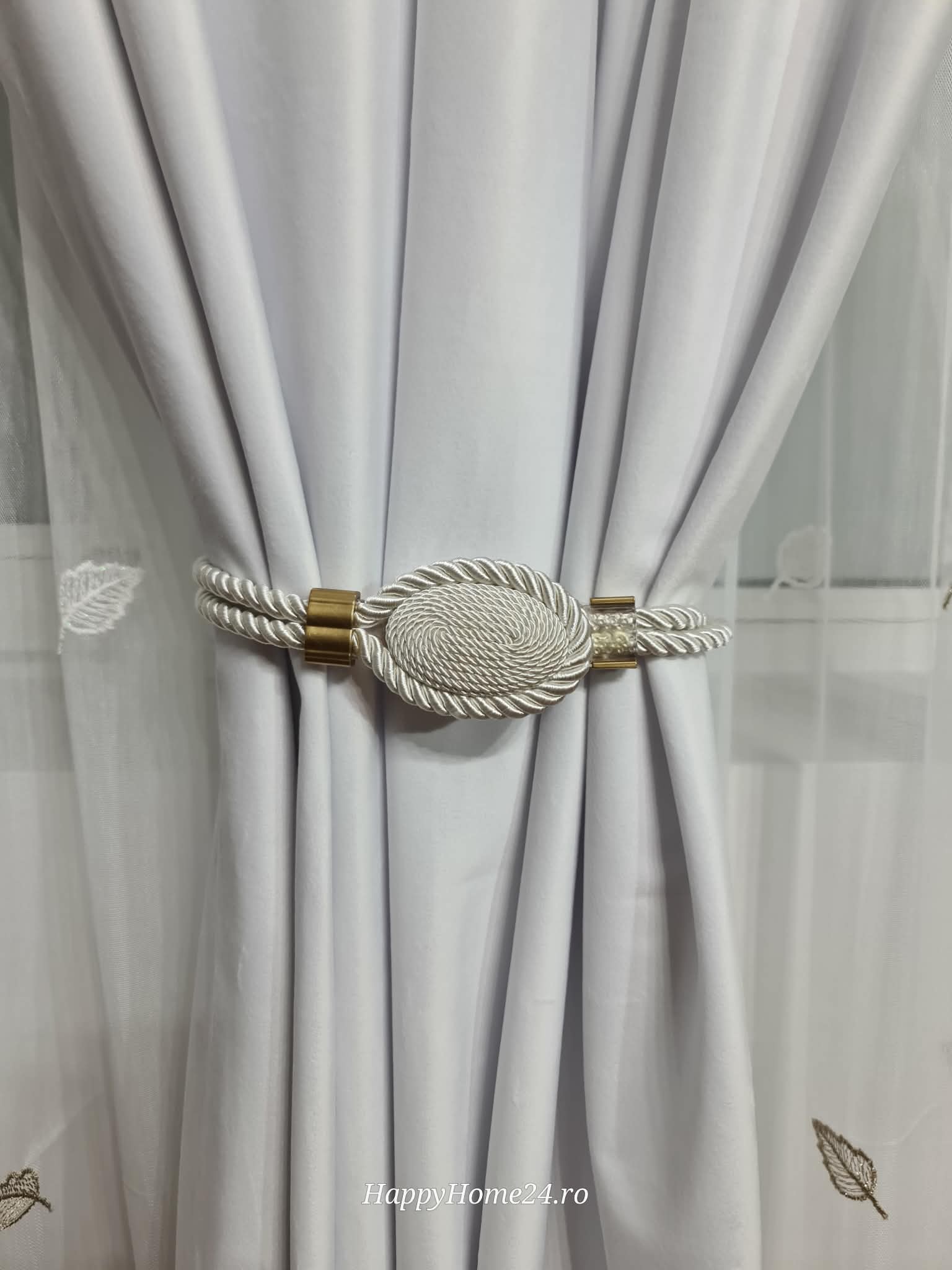 DRAPERIE DIN CATIFEA